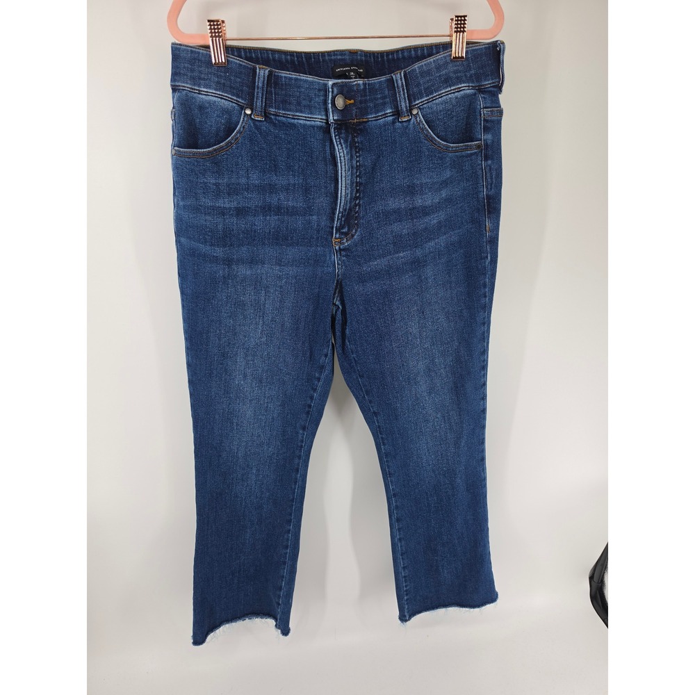 Universal standard WomeHigh Rise Kick Flare Jeans Raw Hem Blue Denim Size 12/31R